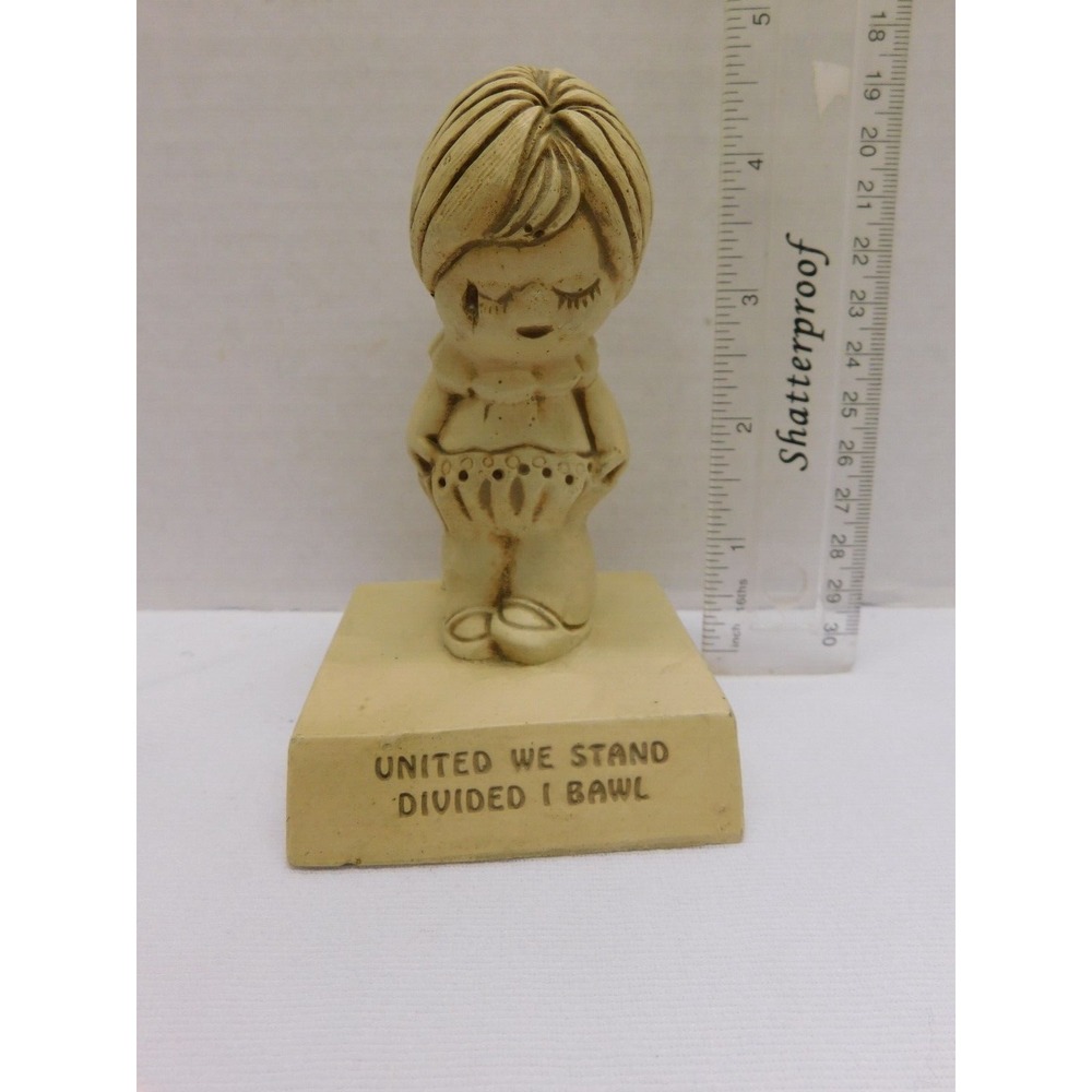 1970 Vtg UNITED WE STAND DIVIDED I BAWL W-144 Figurine Statue Figure PAULA RWB17